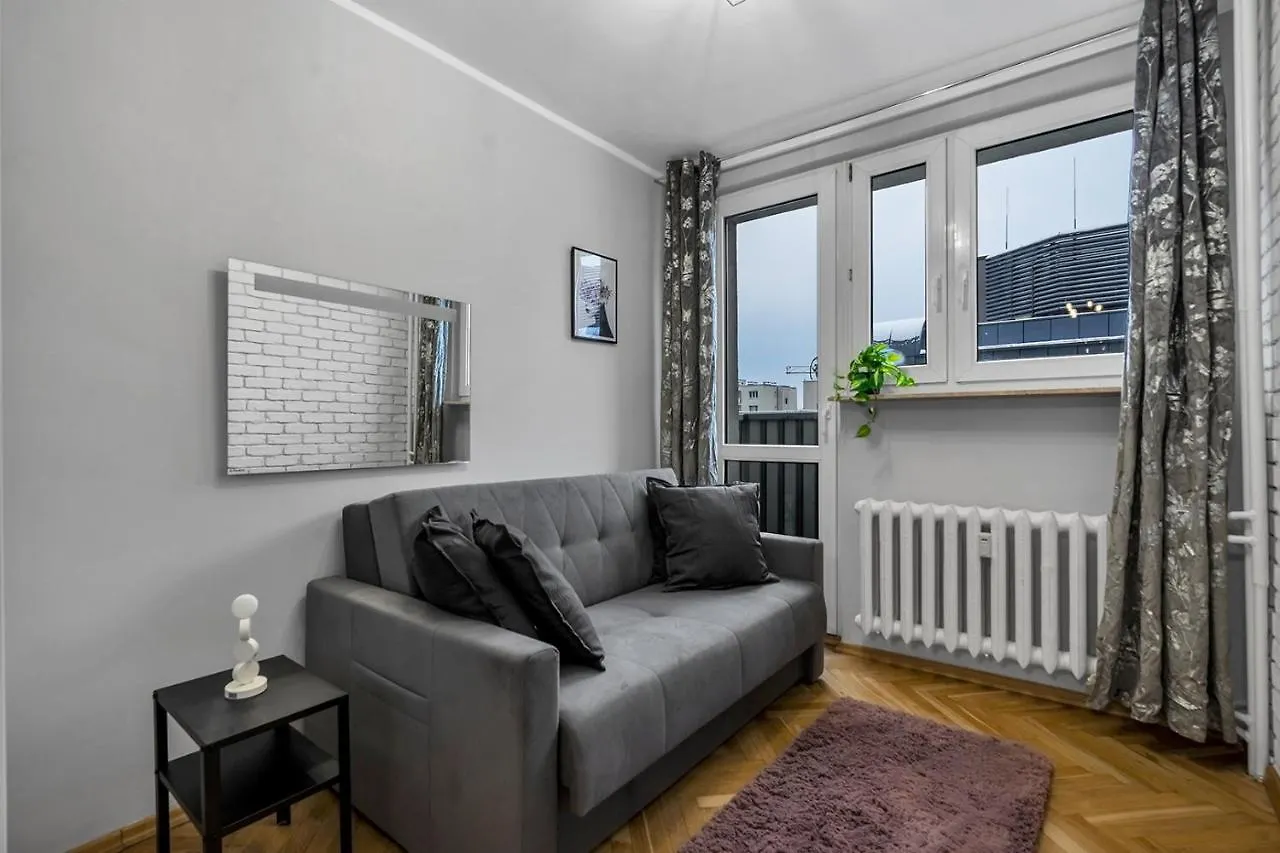 Central 2-Bedroom Apartment - Balcony, City View, Top Location - By Rentujemy Warsaw